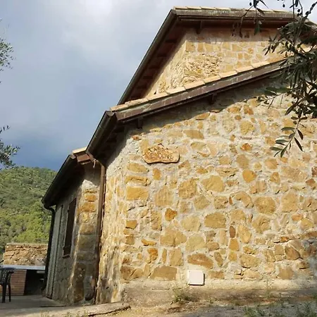 Agriturismo Rio Lovaira בית חווה *