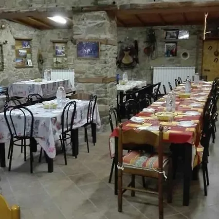 בית חווה Agriturismo Rio Lovaira