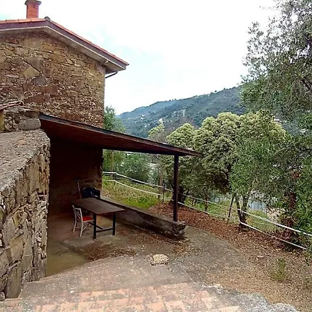 Alojamento de Turismo Rural Agriturismo Rio Lovaira Camporosso (Liguria)
