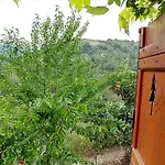 Agriturismo Rio Lovaira مزرعة للإقامة *